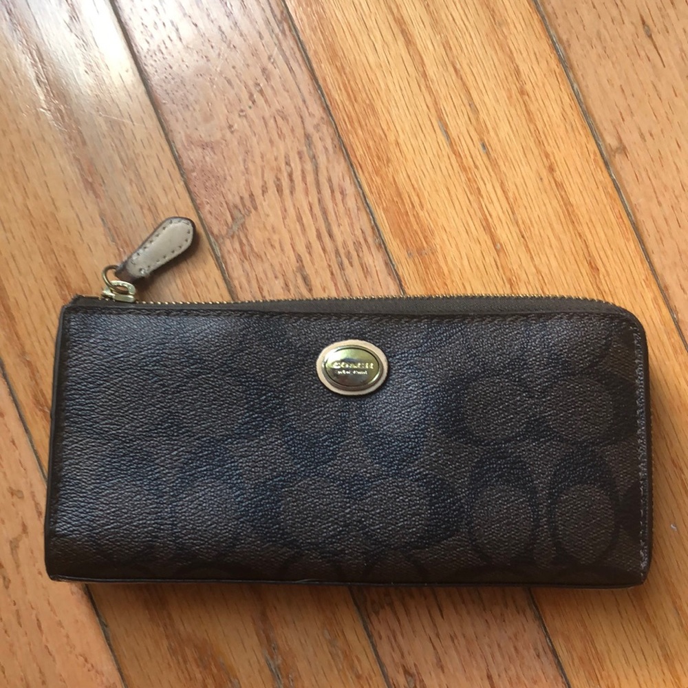 Coach leather wallet
